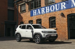 Dacia Duster Cargo, 2025, front